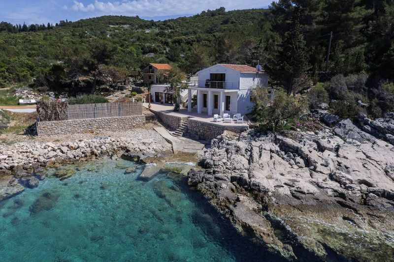 Villa di lusso con piscina sullisola di Hvar, vicino al mare, Dalmazia, Croazia